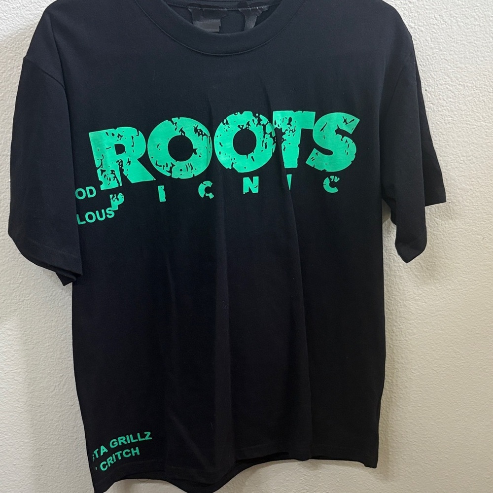 Roots Picnic Black and Green T-Shirt